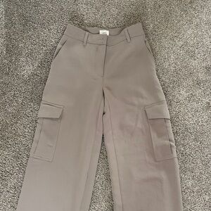 Aritzia - Wilfred Free - Nomad Taupe Cargo Effortless Pant